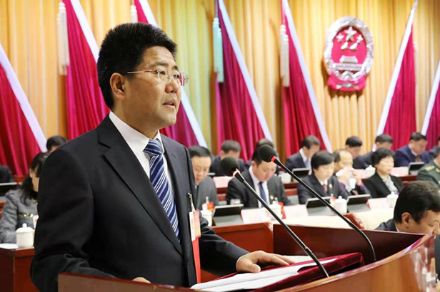 济南市槐荫区第十八届人民代表大会第四次会议隆重开幕