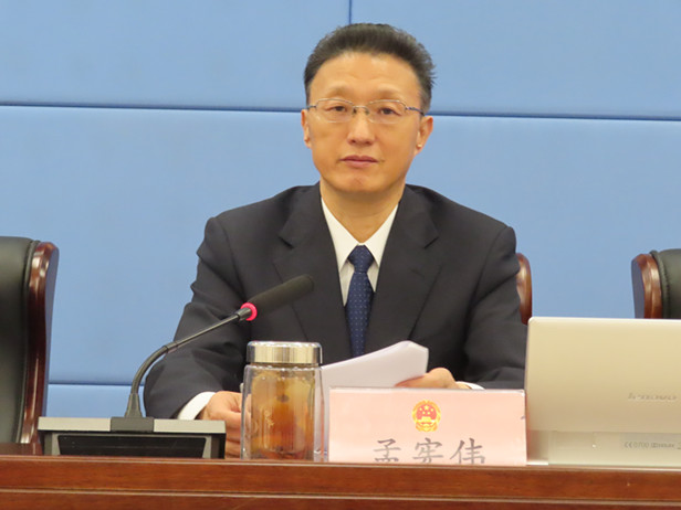区十八届人大常委会召开第27次会议