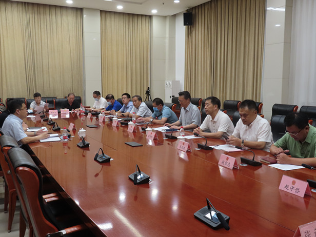 以“为民办好事、办实事”为出发点落脚点，让“代表满意、群众受益”