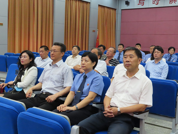 区人大常委会主任会议听取区检察院关于公益诉讼检察工作情况