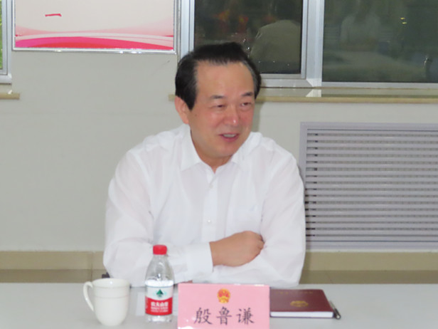 市人大常委会殷鲁谦主任到槐荫区集中联系市人大代表,接待民情联络员