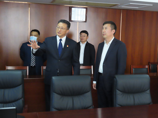 区委书记李国强走访调研区人大工作