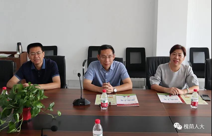行走美丽校园，致敬辛勤园丁 ——孟宪伟主任走访慰问槐荫区医学中心实验学校