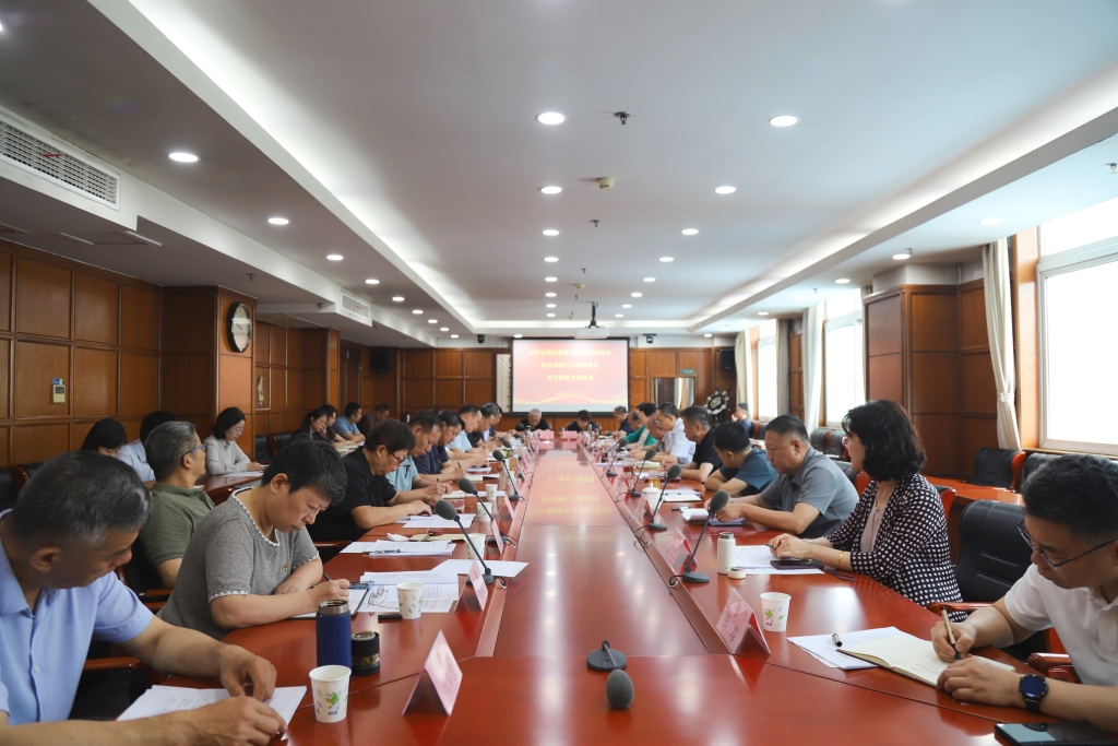 熊高翔为区人大常委会机关党员干部讲授专题党课