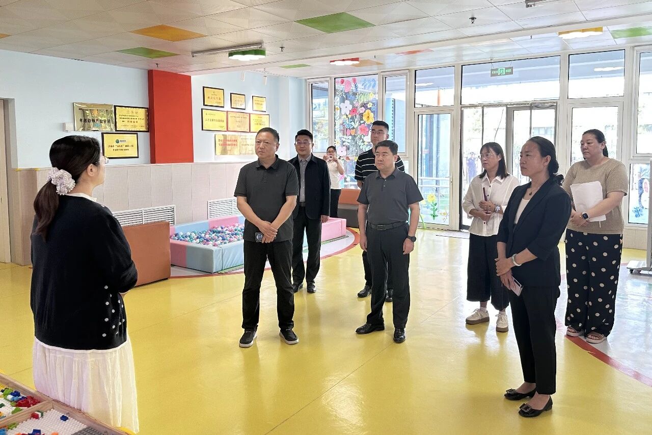 肖波副主任到振兴街地区开展集中联系代表活动